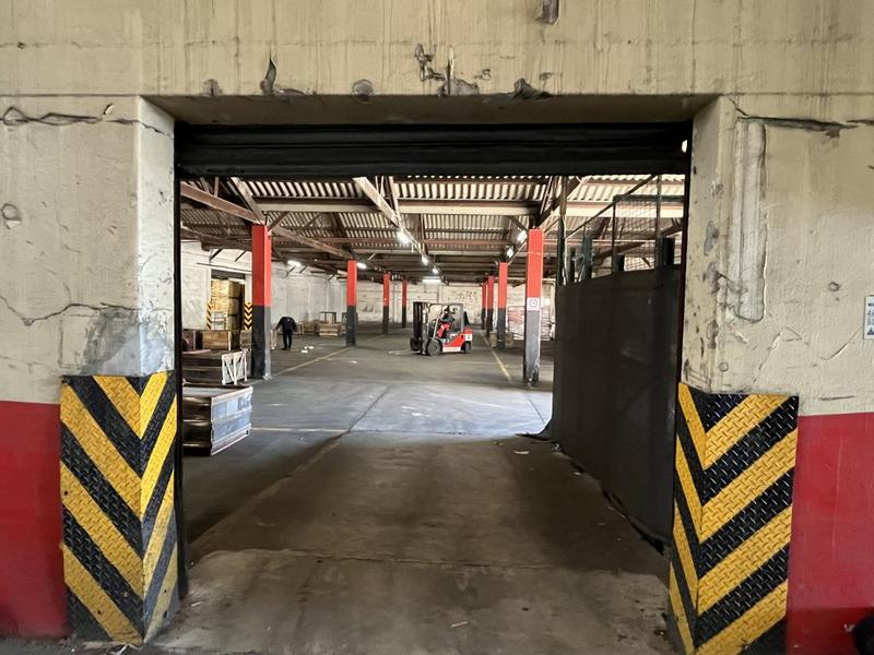 To Let commercial Property for Rent in Paarden Eiland Western Cape